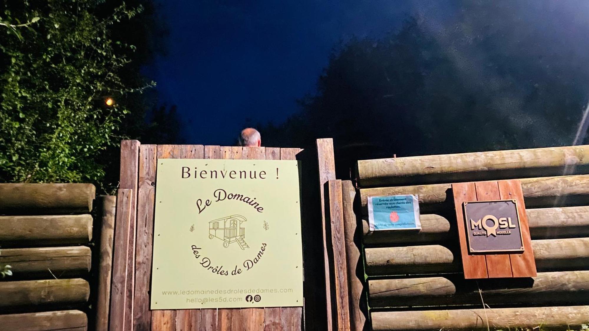 le domaine des drôles de dames Buding Exterior foto